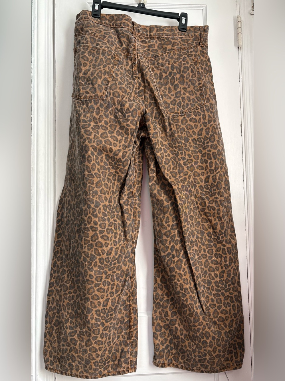 Old Navy Leopard Print Wide Leg Jeans Y2K Animal Print High Rise Sz: 14 - Picture 4 of 11